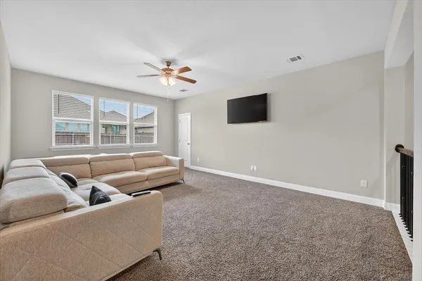 $3,300 | 3668 Walnut Rdg Drive, Grand Prairie, TX 76065