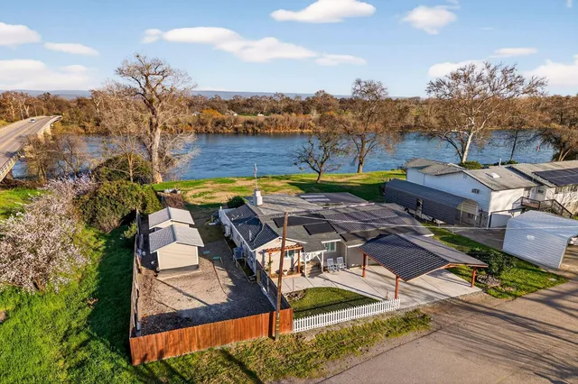 $349,000 | 201 Cavalier Drive, Tehama, CA 96035