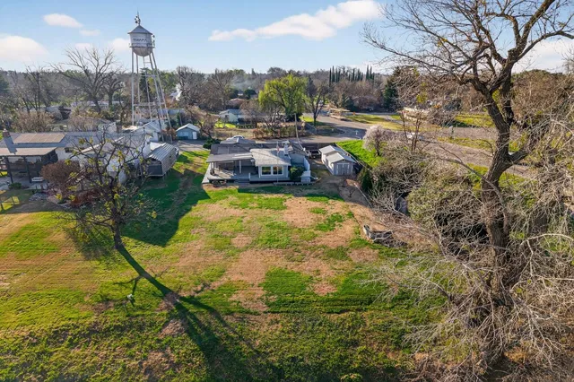 $349,000 | 201 Cavalier Drive, Tehama, CA 96035