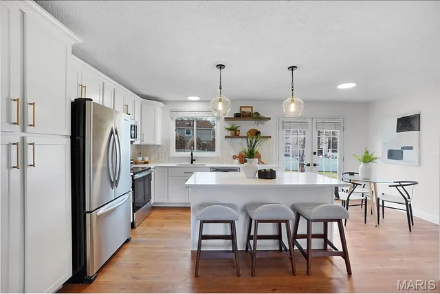 $415,000 | 26 Lippizan Road, St. Peters, MO 63376