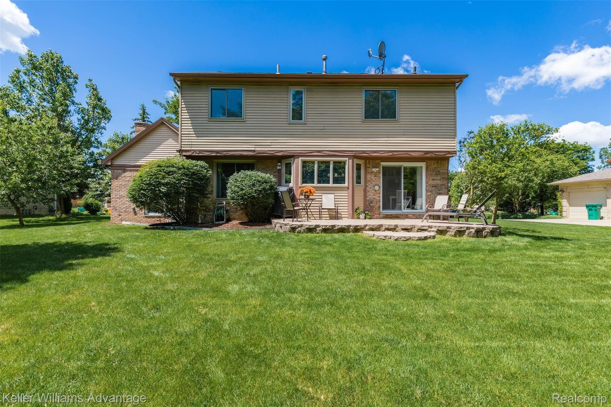 24296 Roma Rdg Drive Novi, MI 48374 - Photo 35 of 50 24296 Roma Ridge Dr-37.jpg