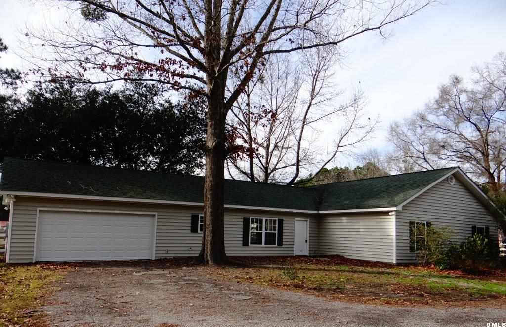 409 McElwee Estates Road Hardeeville, SC 29927 - Photo 1 of 23 Primary Photo