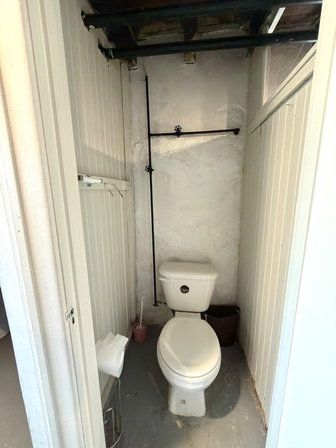 1723 Chelsea Road Elkins Park, PA 19027 - Photo 30 of 38 a bathroom with a toilet and a shower