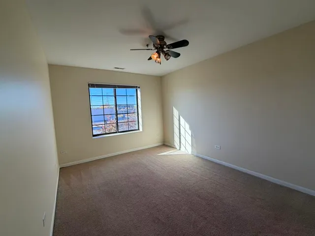 $2,500 | 8255 Skokie Boulevard, Unit 406, Skokie, IL 60077