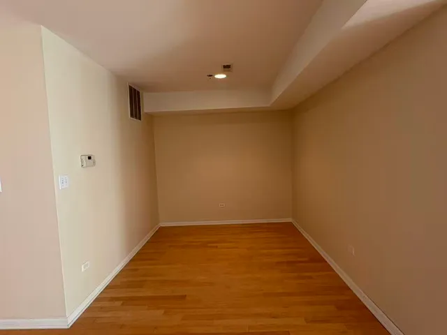 $2,500 | 8255 Skokie Boulevard, Unit 406, Skokie, IL 60077