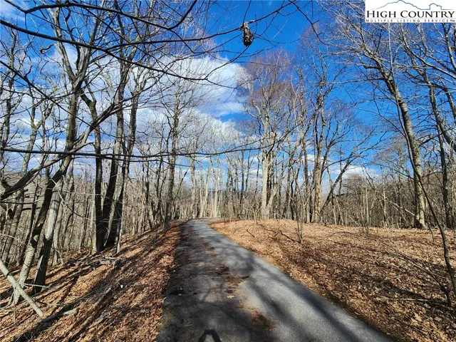 $124,900 | Spur Cove Lane, Boone, NC 28607