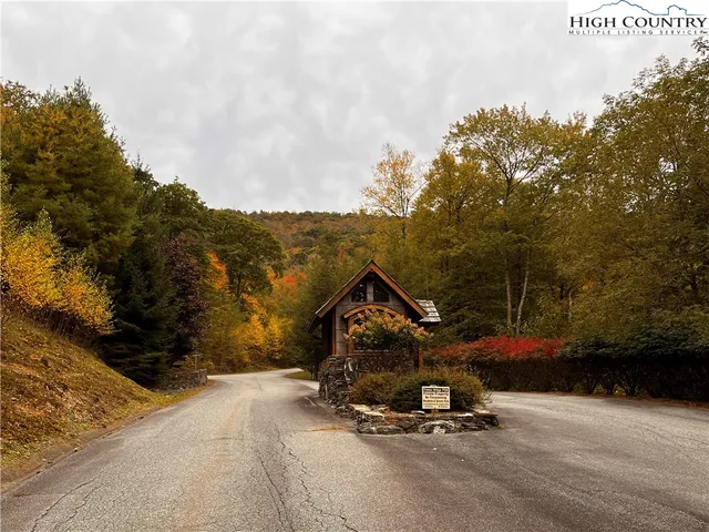 $124,900 | Spur Cove Lane, Boone, NC 28607