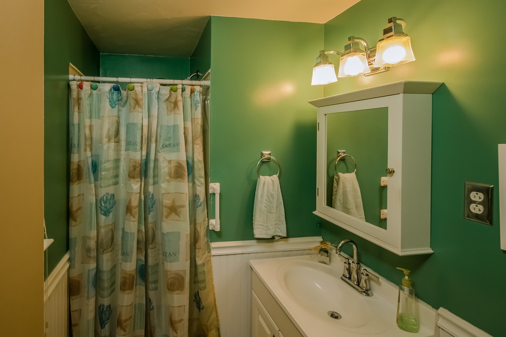 55 Burgess Point Road Wareham, MA 02571 - Photo 7 of 30 Gallery Image 7