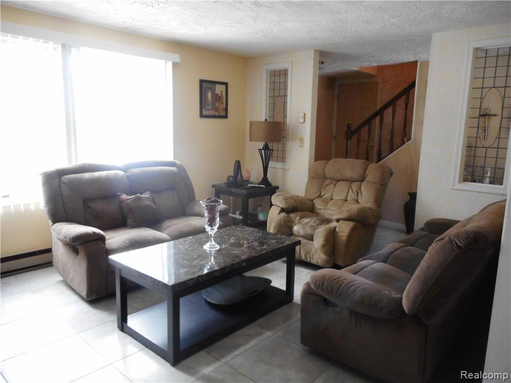 4985 Newark Road Attica, MI 48412 - Photo 4 of 11