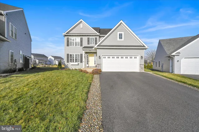 $474,900 | 109 James Drive, New Holland, PA 17557