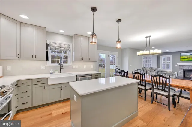 $474,900 | 109 James Drive, New Holland, PA 17557