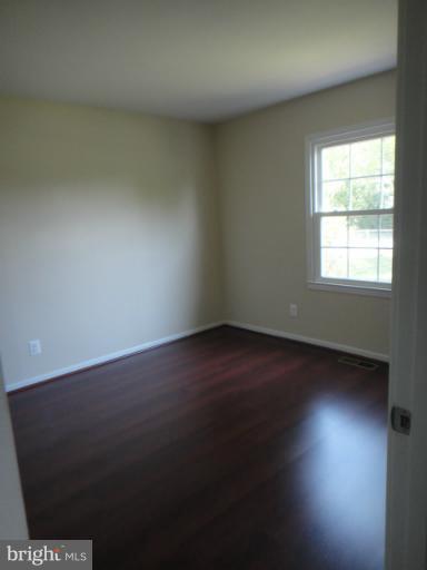 101 North Hickory Road Sterling, VA 20164 - Photo 18 of 19 Bedroom