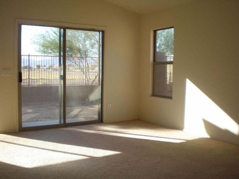 9841 West Heber Road Tolleson, AZ 85353 - Photo 5 of 8 FAMILY