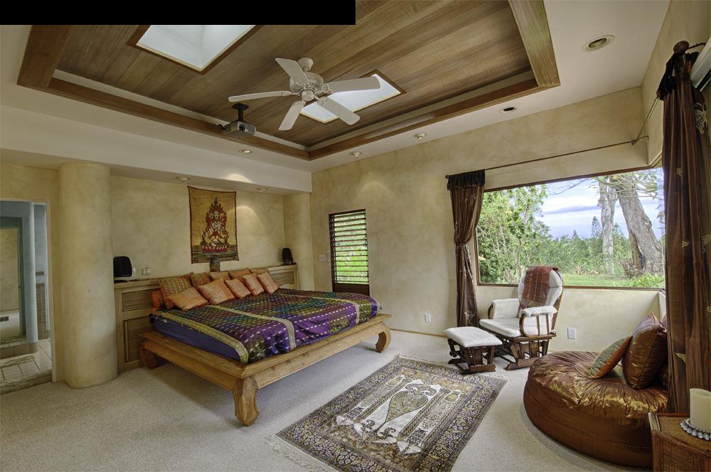 107 West Kuiaha Road Haiku, HI 96708 - Photo 4 of 20 a living room with furniture and a large window