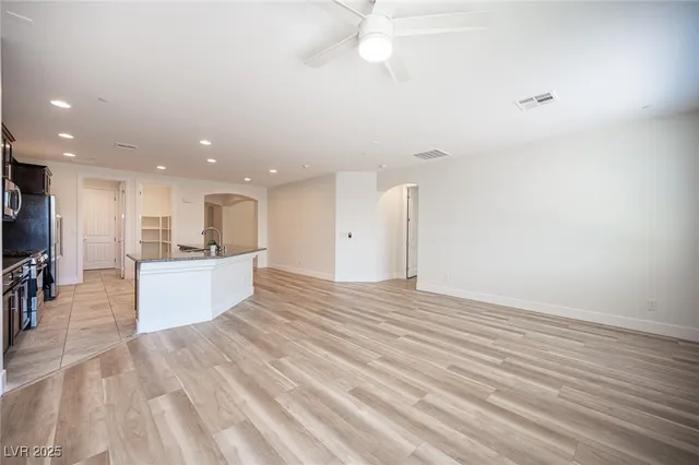 $634,999 | 1617 Meadow Bluffs Avenue, Henderson, NV 89014