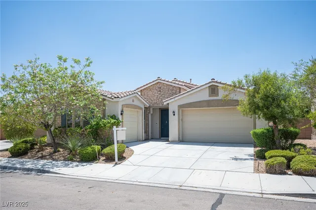 $634,999 | 1617 Meadow Bluffs Avenue, Henderson, NV 89014