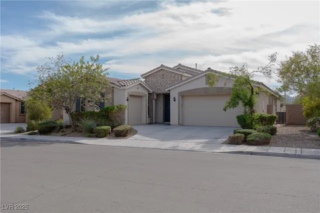 $634,999 | 1617 Meadow Bluffs Avenue, Henderson, NV 89014
