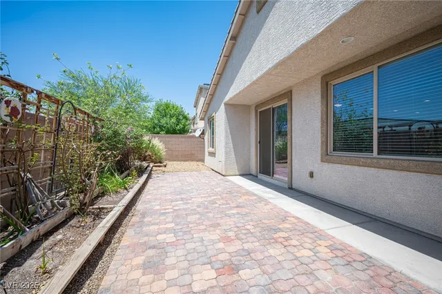 $634,999 | 1617 Meadow Bluffs Avenue, Henderson, NV 89014