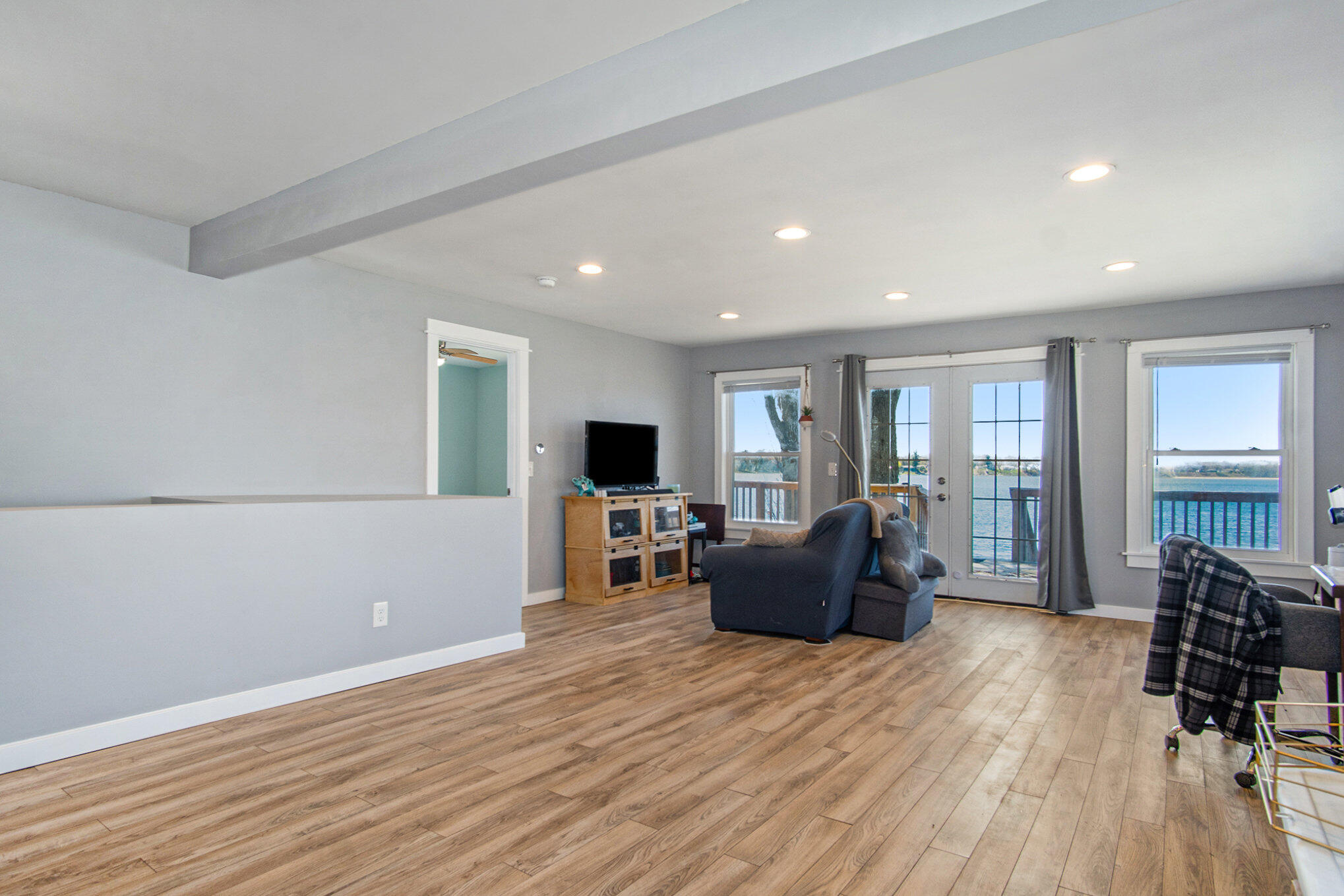 6117 Hubbard Road Muskegon, MI 49442 - Photo 13 of 50 012_dsc02080