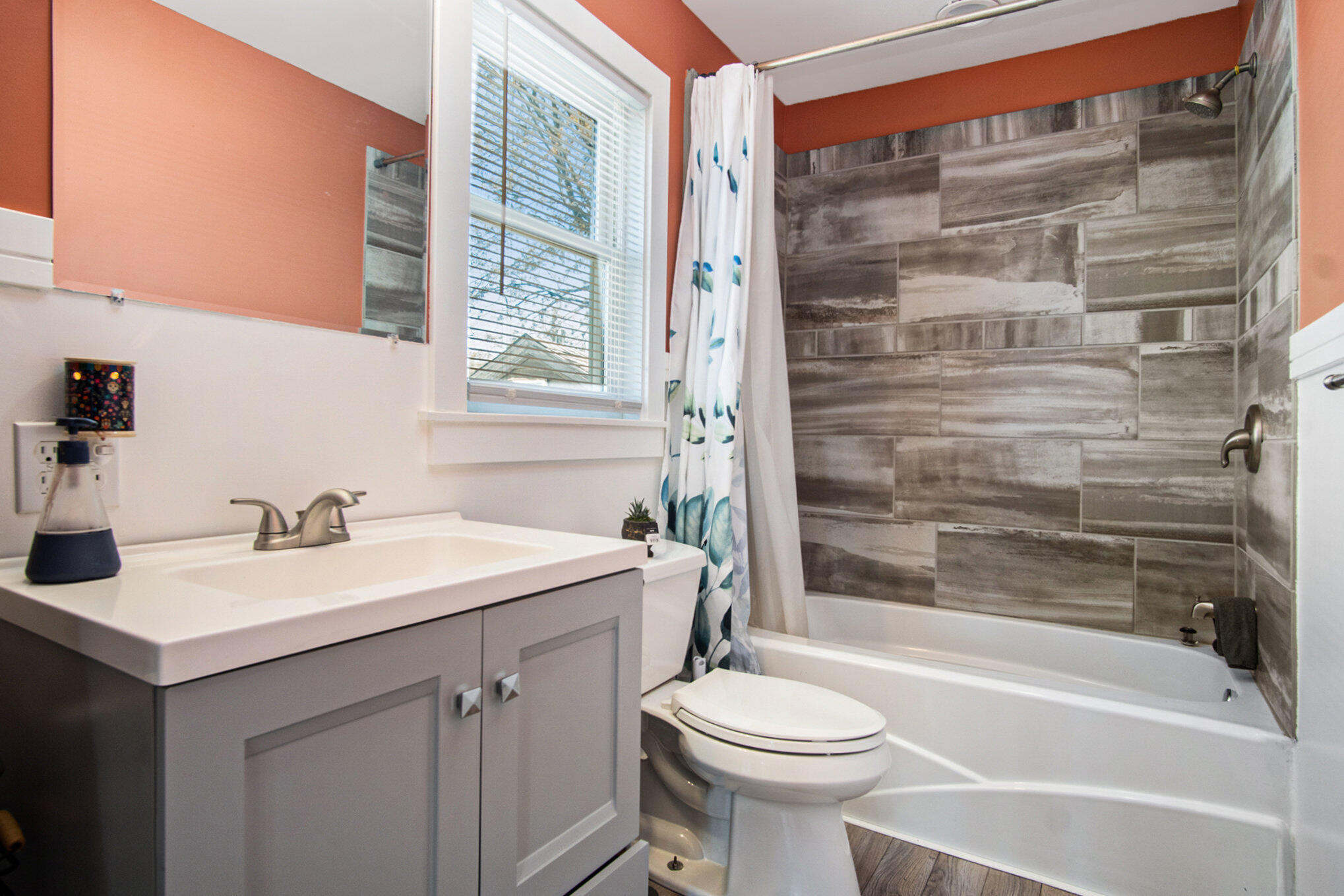 6117 Hubbard Road Muskegon, MI 49442 - Photo 14 of 50 030_dsc02096