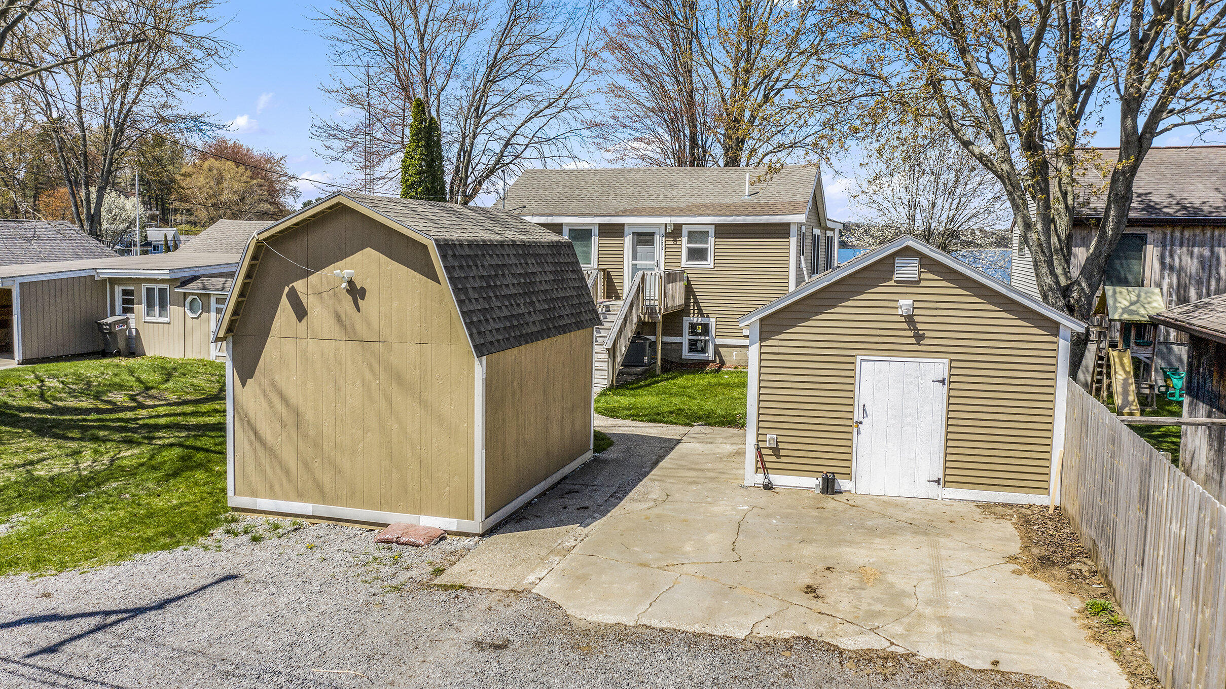 6117 Hubbard Road Muskegon, MI 49442 - Photo 34 of 50 037_dji_0942