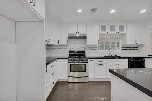 $900,000 | 7931 Rudnick Avenue, West Hills, CA 91304