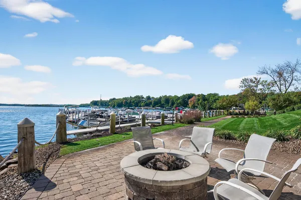 $449,900 | 2670 Commerce Boulevard, Unit 202, Mound, MN 55364