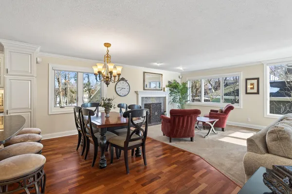 $449,900 | 2670 Commerce Boulevard, Unit 202, Mound, MN 55364