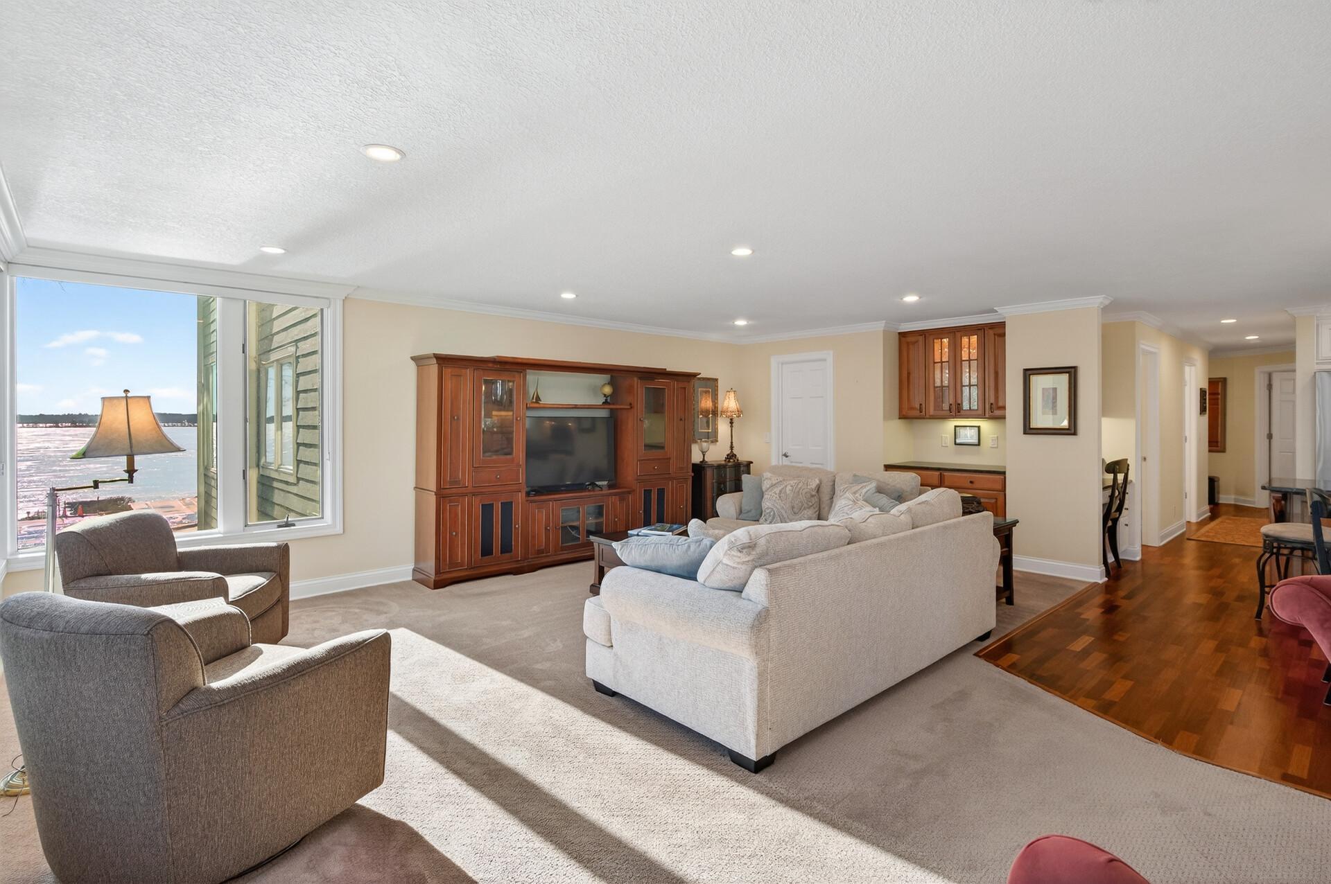 2670 Commerce Boulevard, Unit 202 Mound, MN 55364 - Photo 9 of 34
