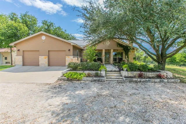a aerial view of a kitchen