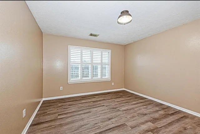 $2,400 | 3503 Darby Court, Pearland, TX 77584