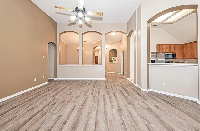 $2,400 | 3503 Darby Court, Pearland, TX 77584