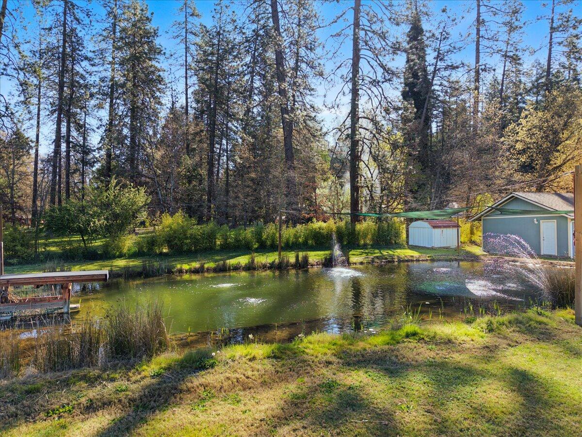 649 Pleasant Valley Road Merlin, OR 97532 - Photo 55 of 57 a view of a lake with houses