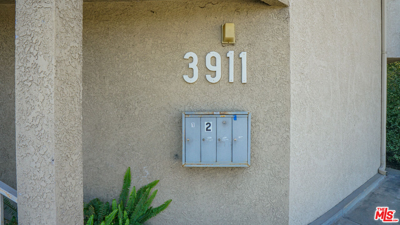 3911 Verdugo Road Los Angeles, CA 90065 - Photo 7 of 25