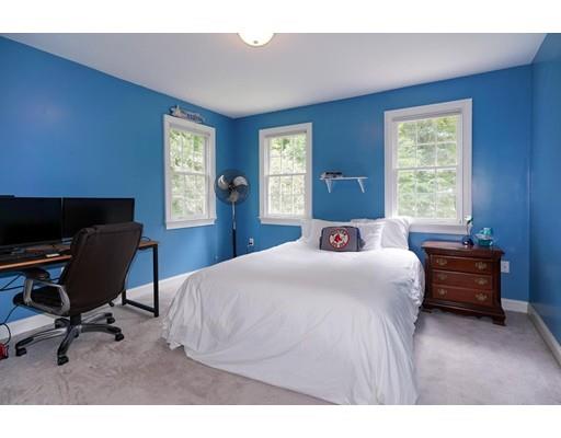 283 Wattaquadock Hill Road Bolton, MA 01740 - Photo 19 of 32 Gallery Image 19