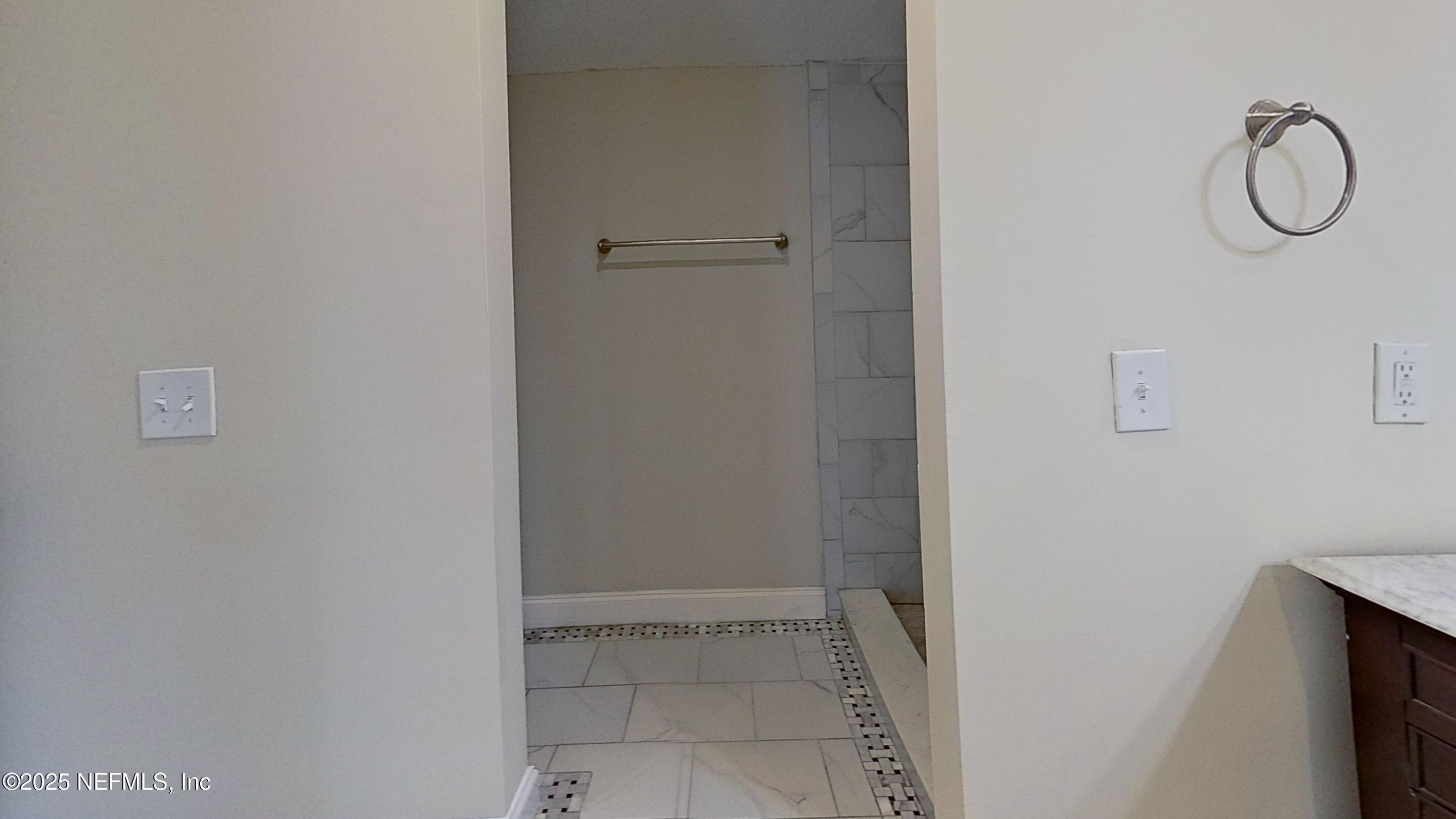 1844 Thacker Avenue Jacksonville, FL 32207 - Photo 18 of 26 Bathroom (2)
