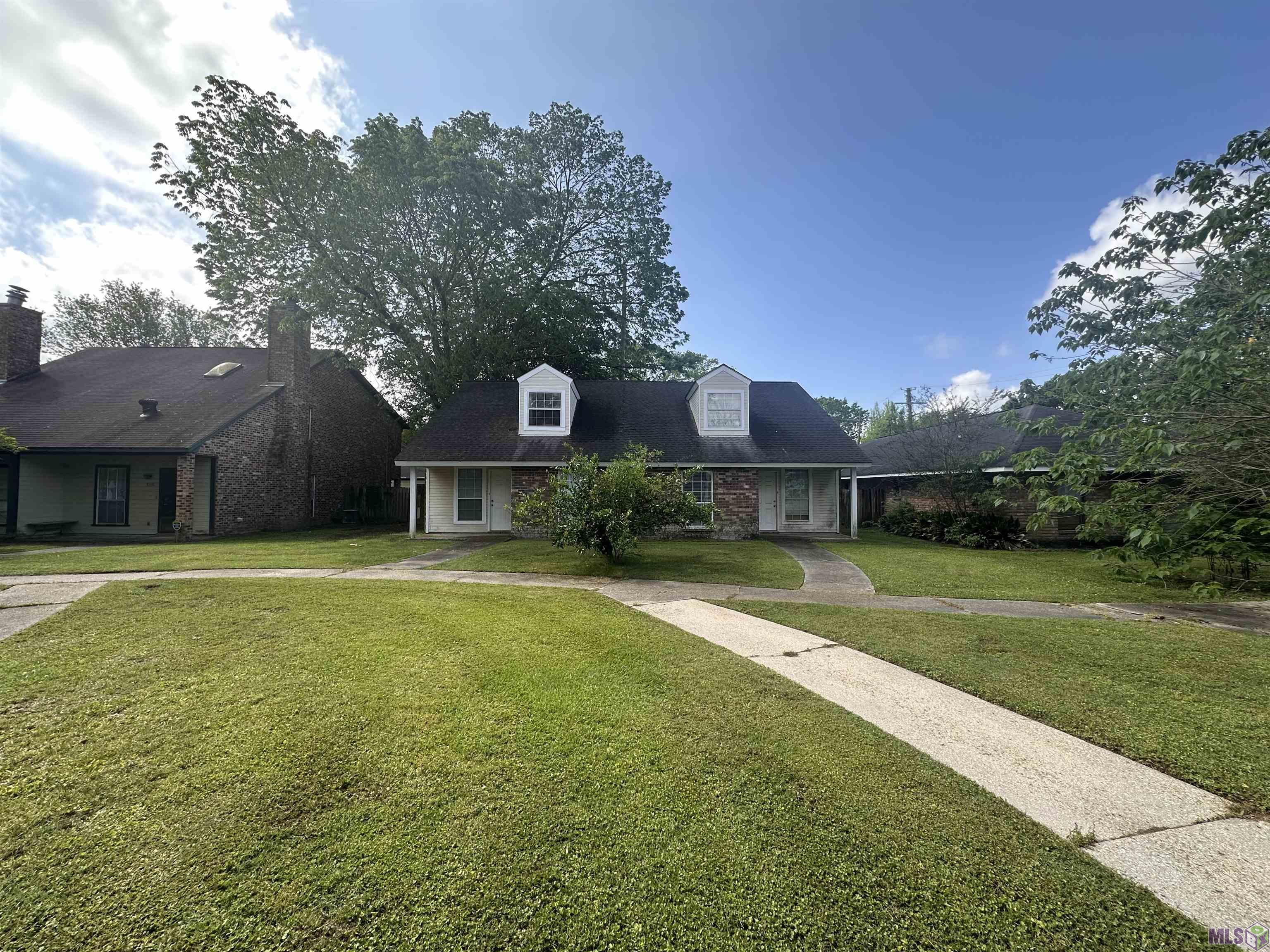 1474 Sharlo Avenue Baton Rouge, LA 70820 - Photo 2 of 18