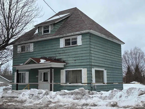 $117,500 | 59096 Highway 41, Calumet, MI 49913