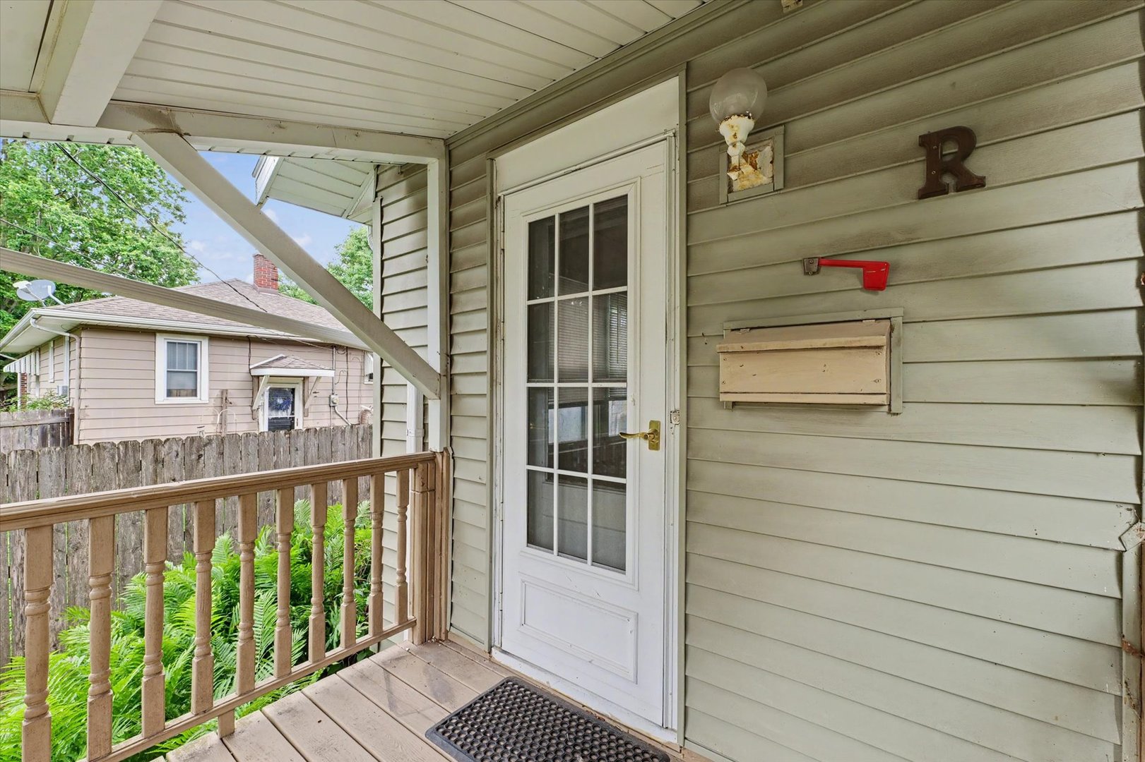 206 North Victor Street Champaign, IL 61821 - Photo 4 of 28