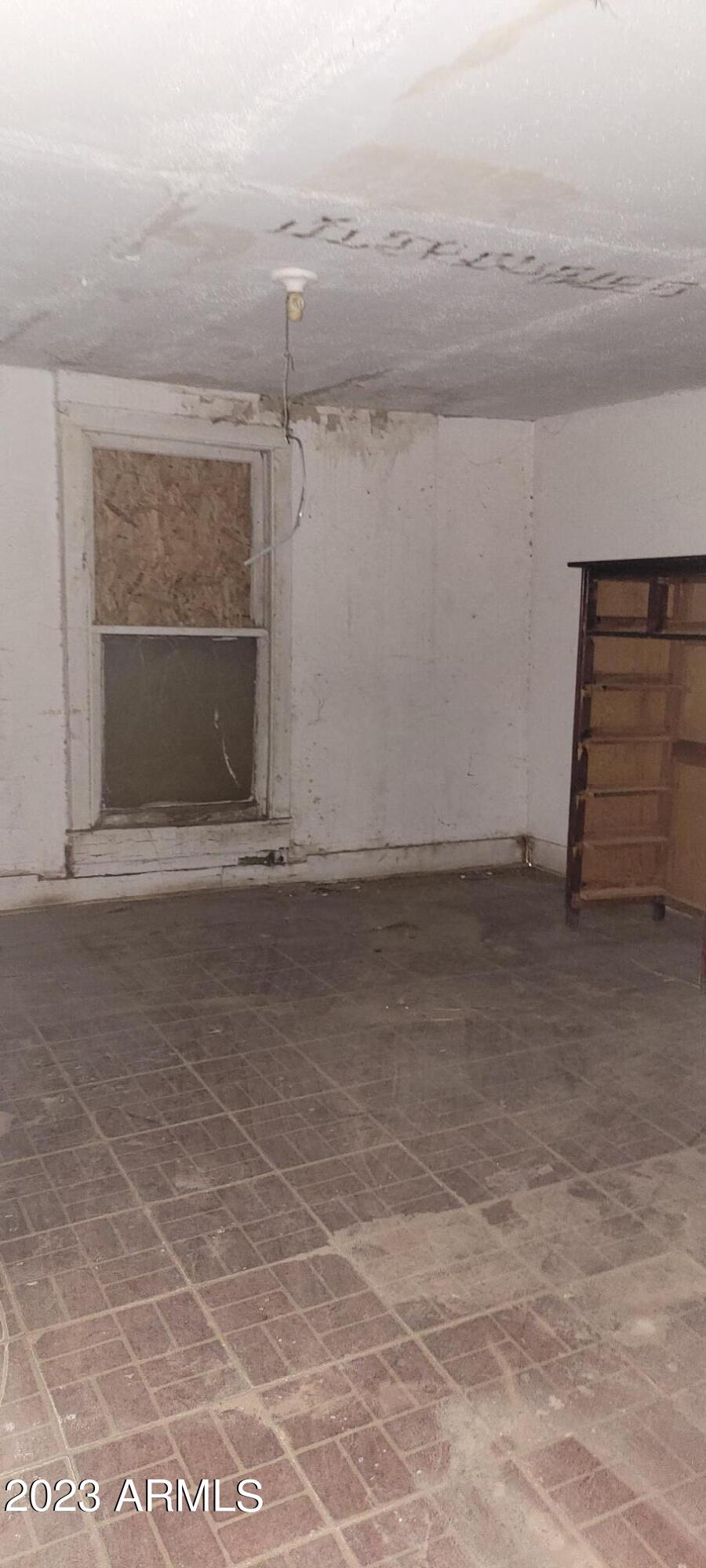 617 East 17th Street Douglas, AZ 85607 - Photo 22 of 43 20231017_132119