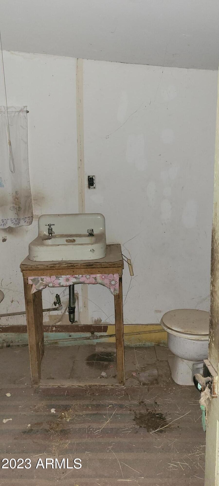 617 East 17th Street Douglas, AZ 85607 - Photo 32 of 43 20231017_131920