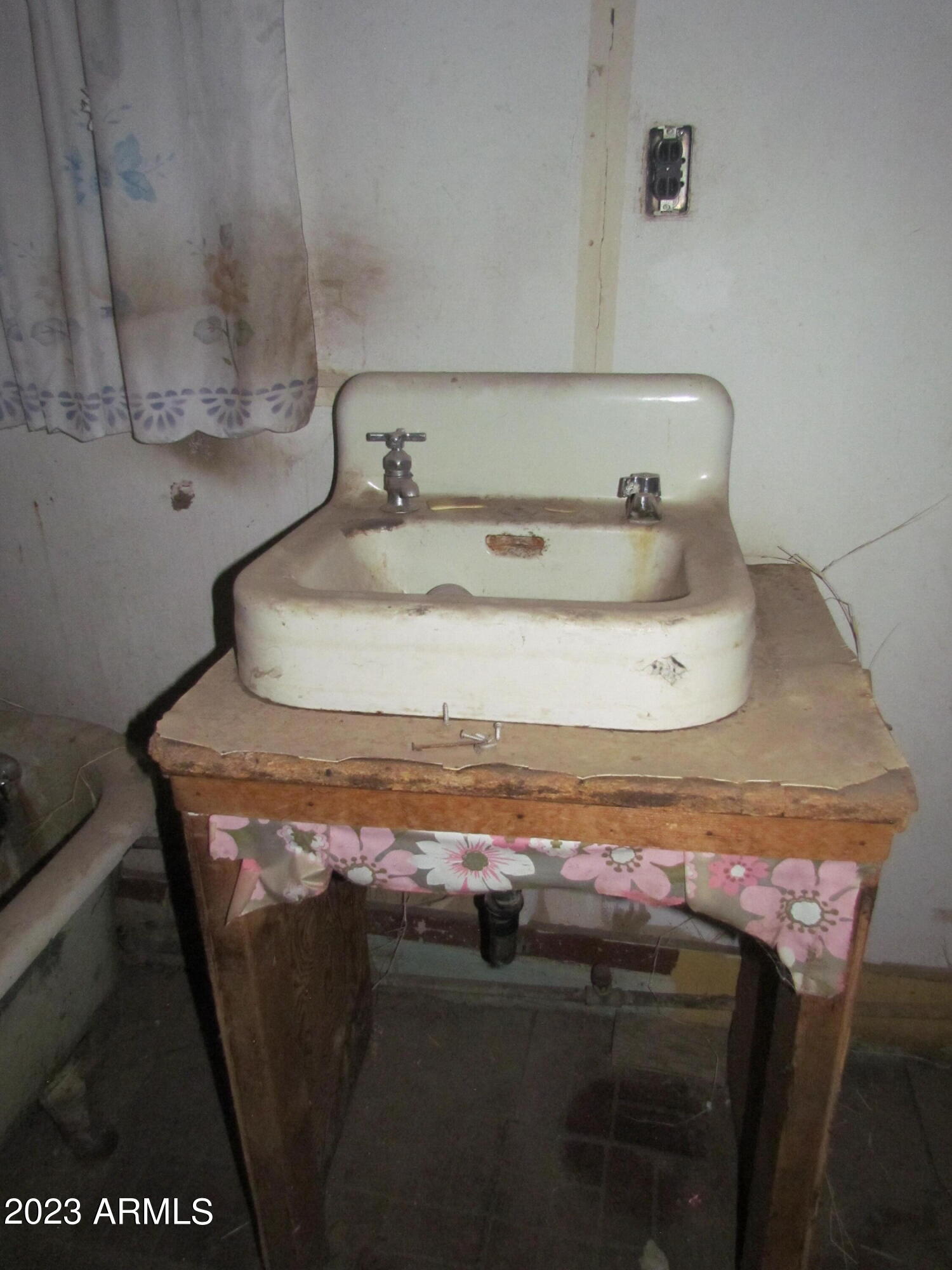 617 East 17th Street Douglas, AZ 85607 - Photo 34 of 43 IMG_4699