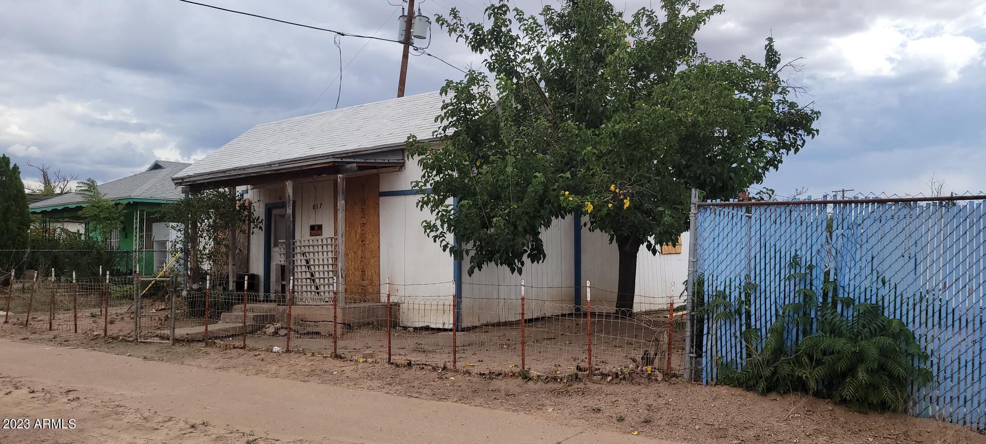 617 East 17th Street Douglas, AZ 85607 - Photo 36 of 43 20231017_133702