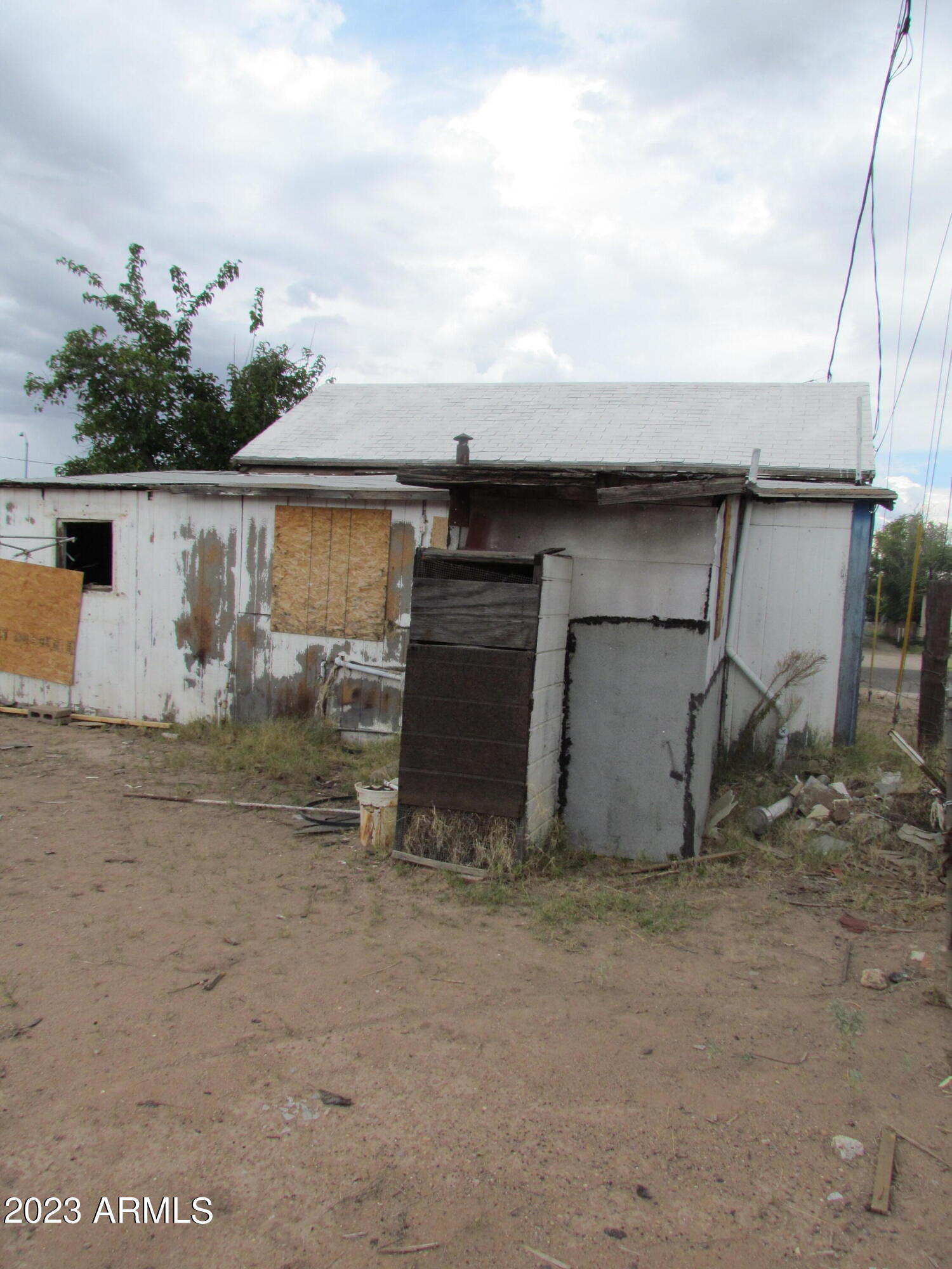 617 East 17th Street Douglas, AZ 85607 - Photo 7 of 43 IMG_4717