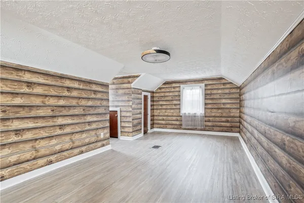 $229,000 | 1310 East 9th Street, Jeffersonville, IN 47130