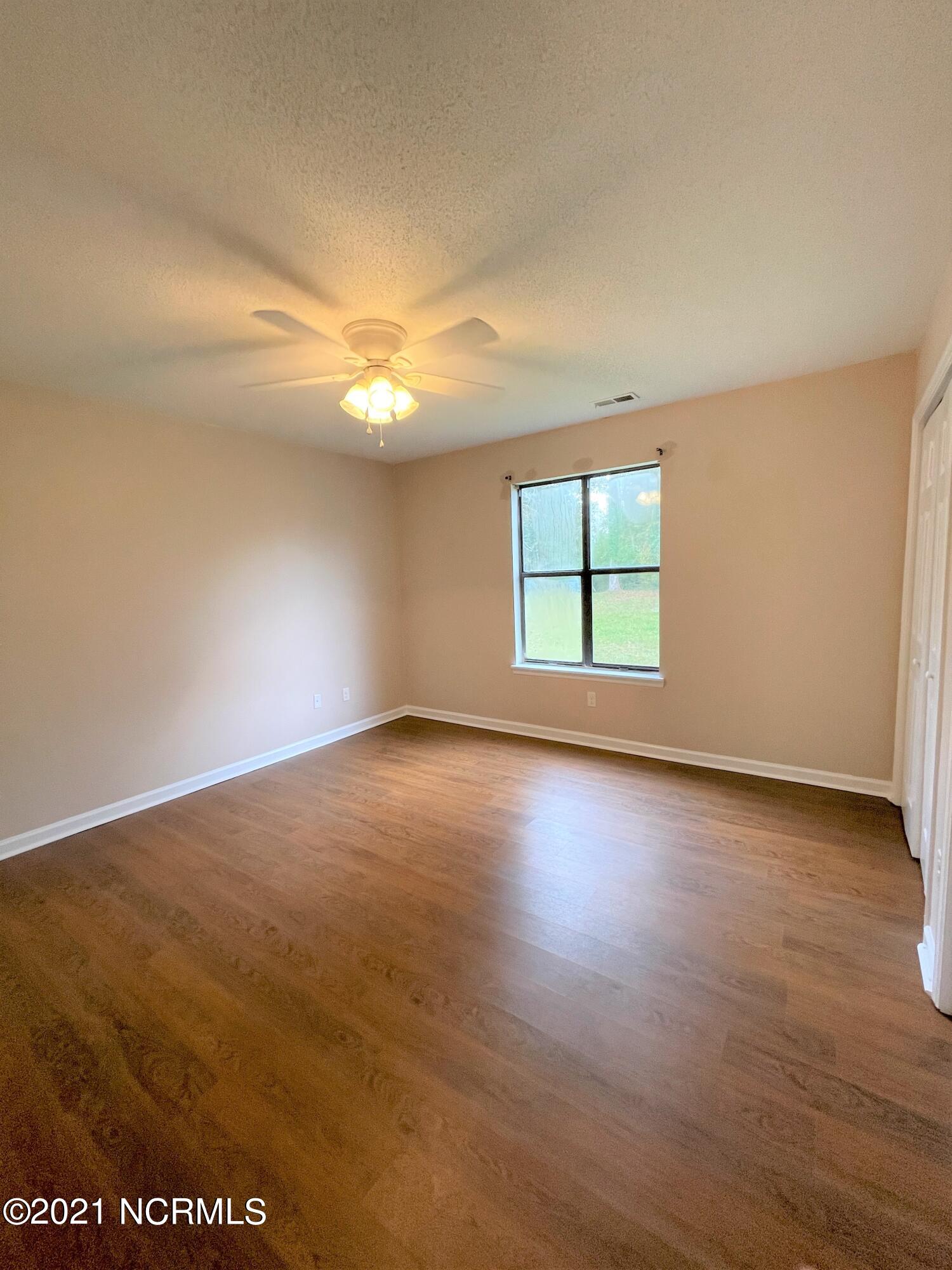 829 Mill River Road Jacksonville, NC 28540 - Photo 12 of 21 20211104_162909366_iOS