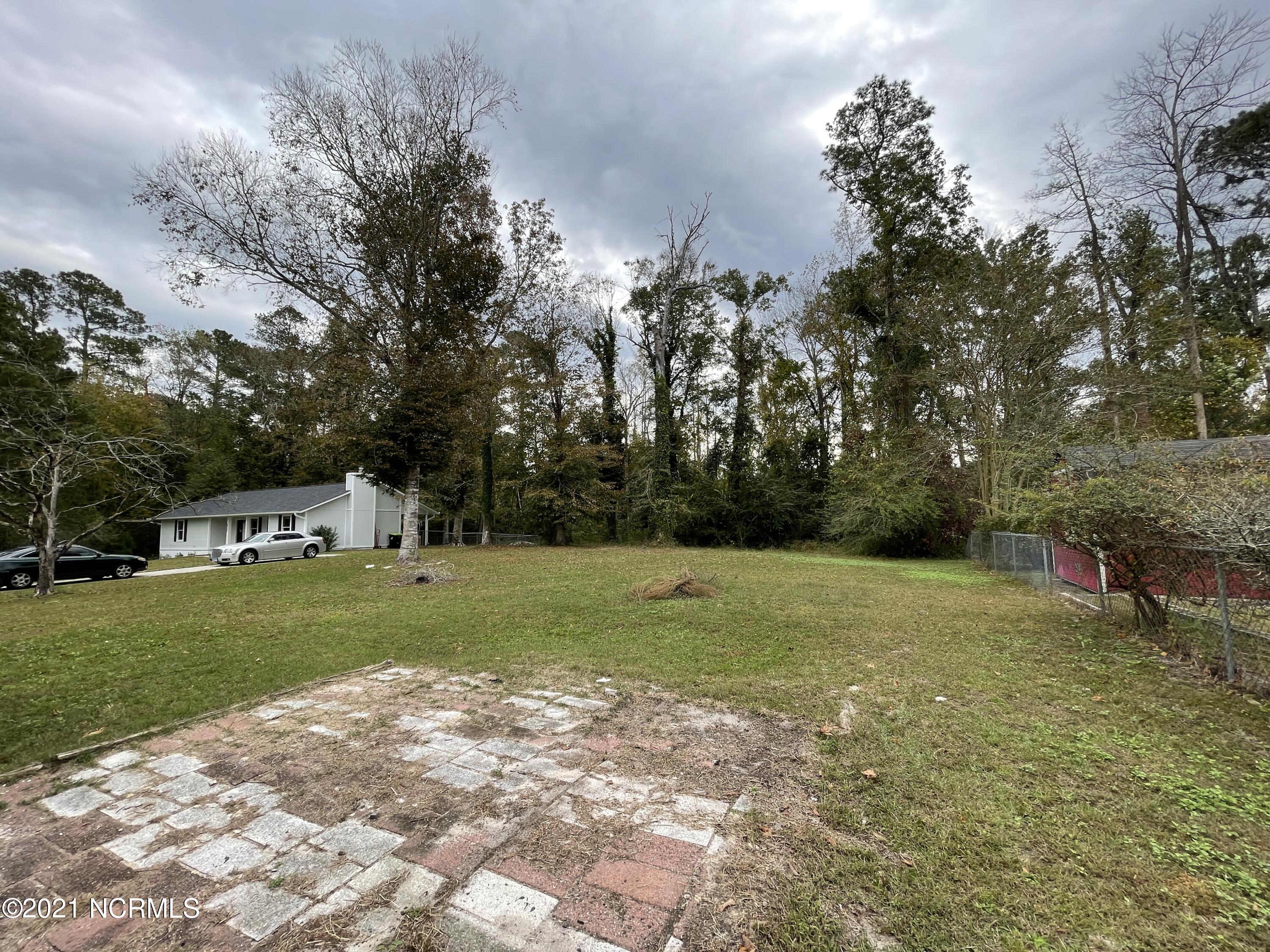 829 Mill River Road Jacksonville, NC 28540 - Photo 19 of 21 20211104_163537191_iOS