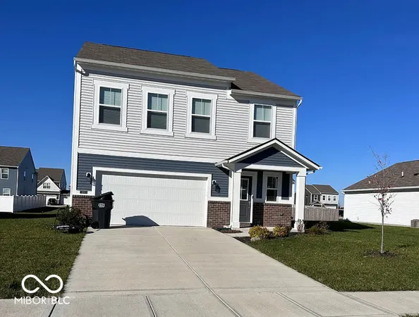 $2,200 | 418 Switchgrass Lane, Whiteland, IN 46184