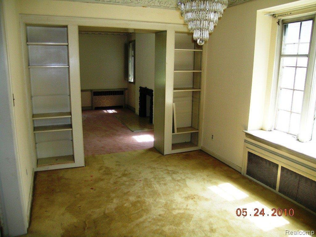 19525 Roslyn Road Detroit, MI 48221 - Photo 12 of 18 DSCN1872