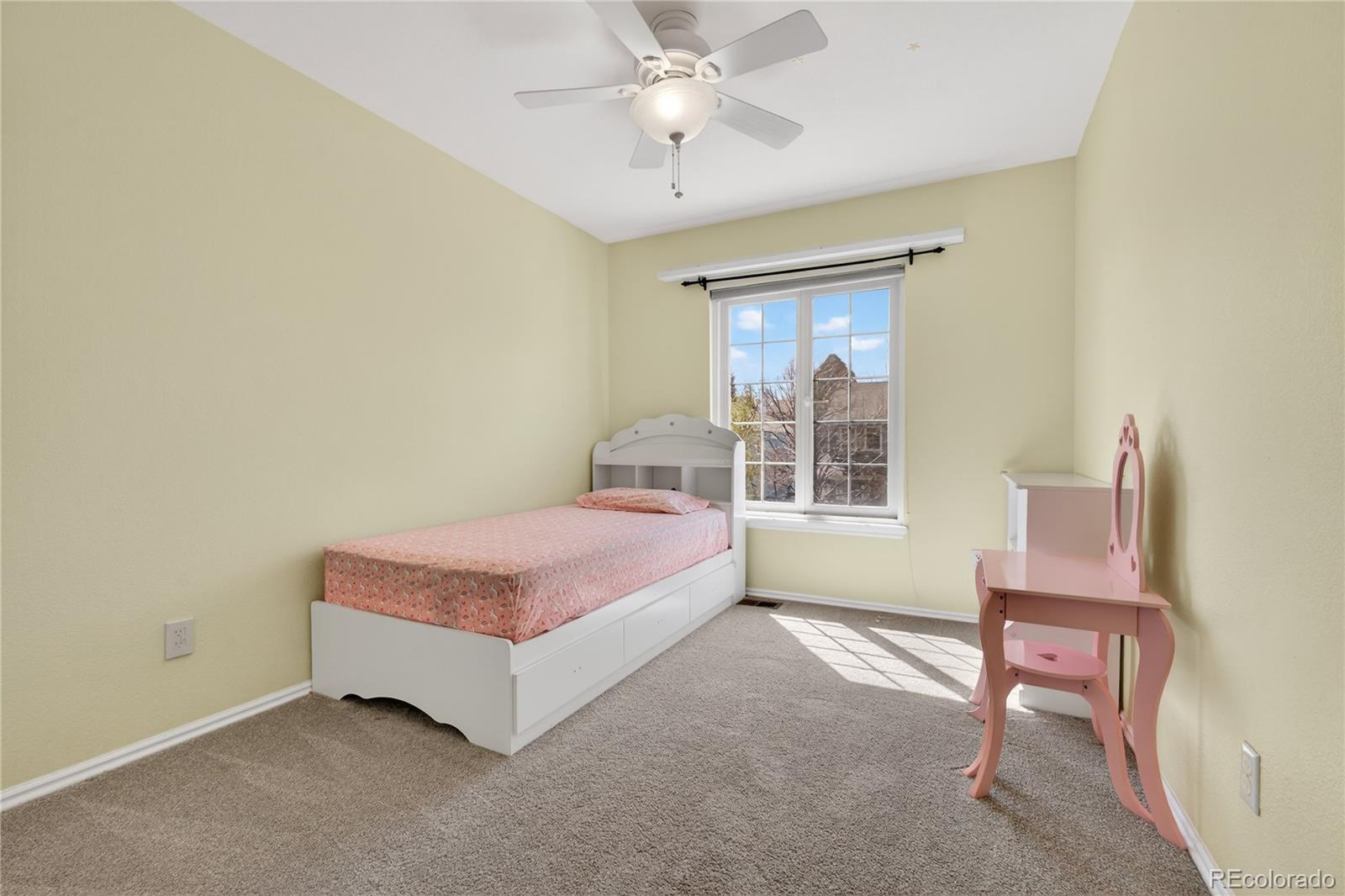 9719 Burberry Way Highlands Ranch, CO 80129 - Photo 21 of 36